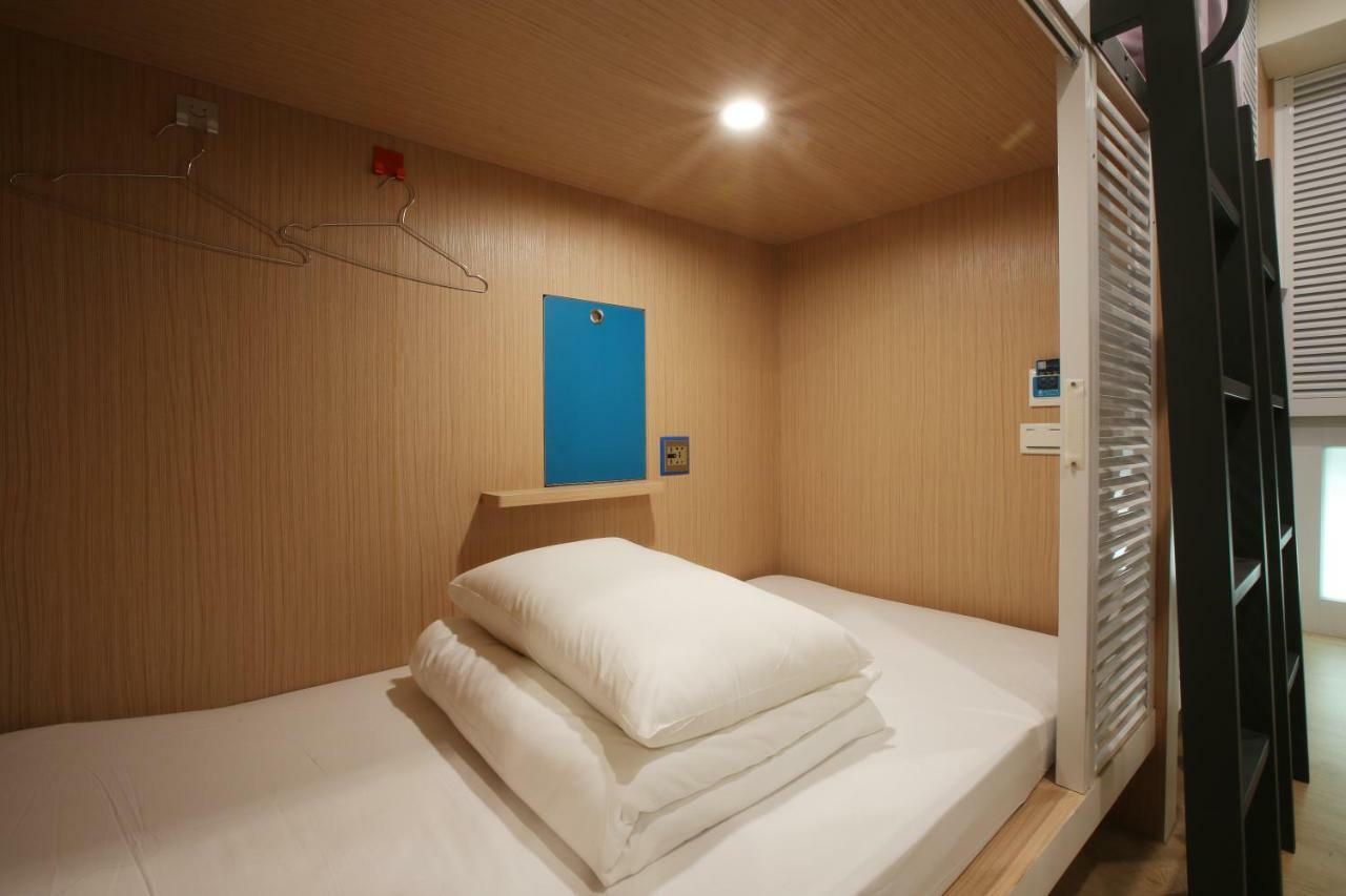 Loosha Hostel Taichung Buitenkant foto