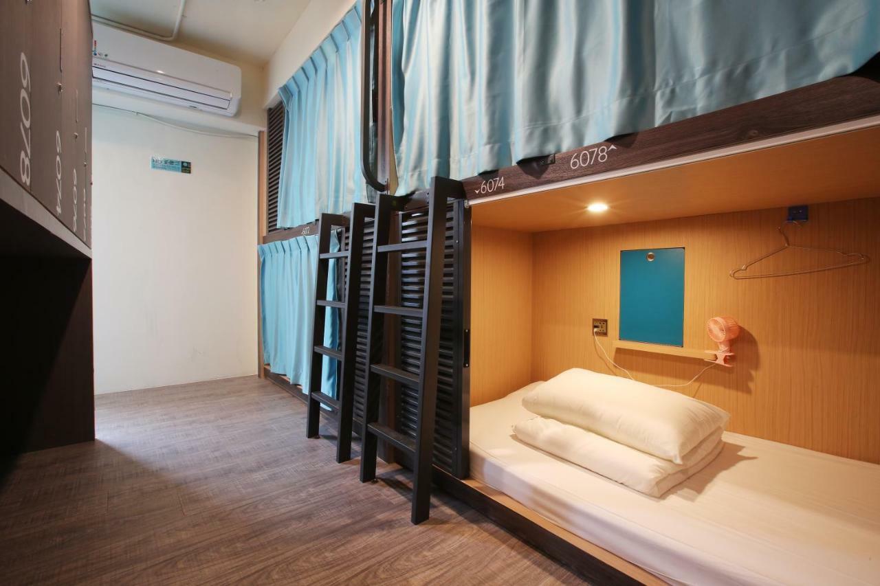 Loosha Hostel Taichung Buitenkant foto