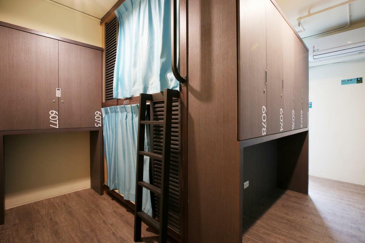 Loosha Hostel Taichung Buitenkant foto