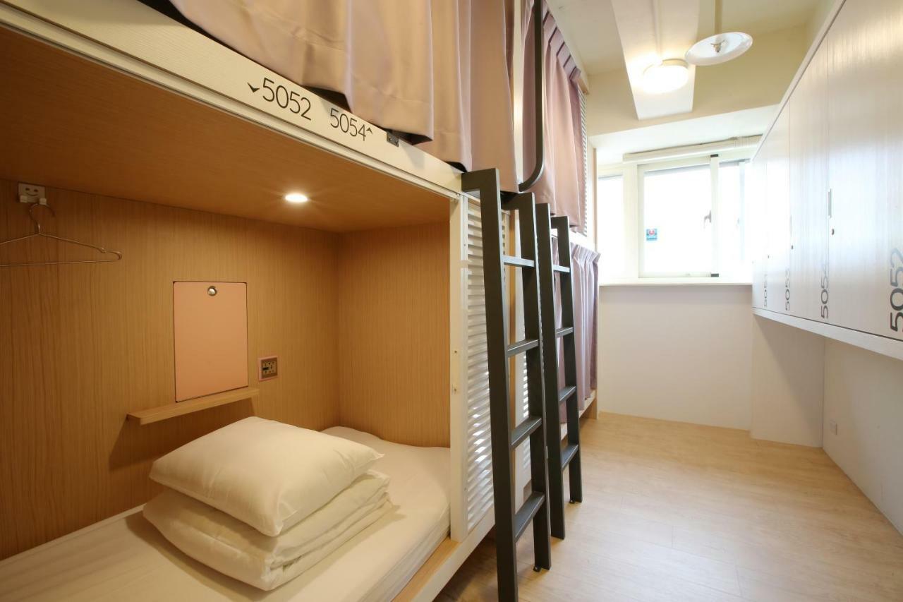 Loosha Hostel Taichung Buitenkant foto
