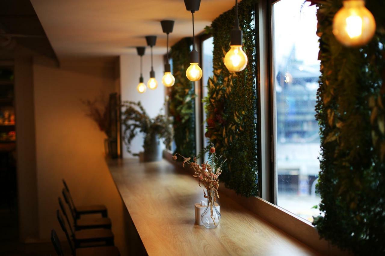 Loosha Hostel Taichung Buitenkant foto