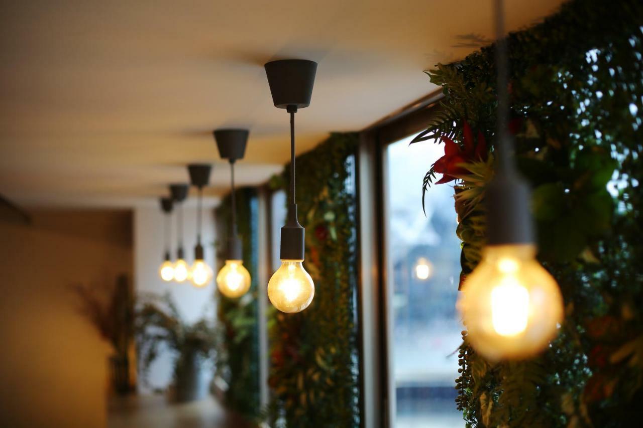 Loosha Hostel Taichung Buitenkant foto