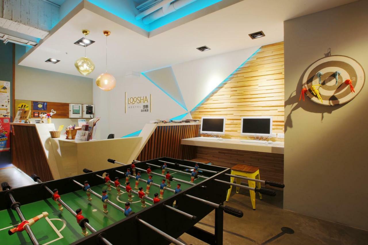 Loosha Hostel Taichung Buitenkant foto