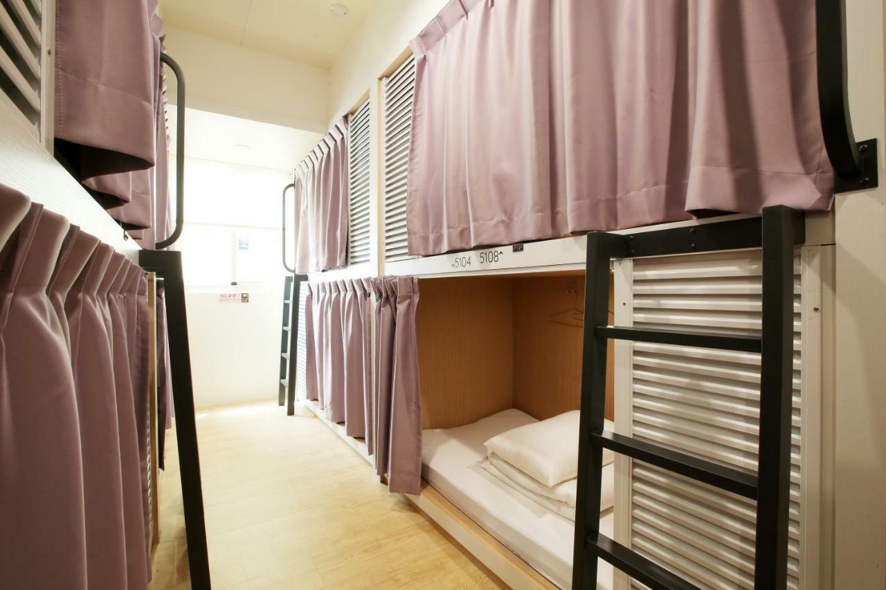 Loosha Hostel Taichung Buitenkant foto