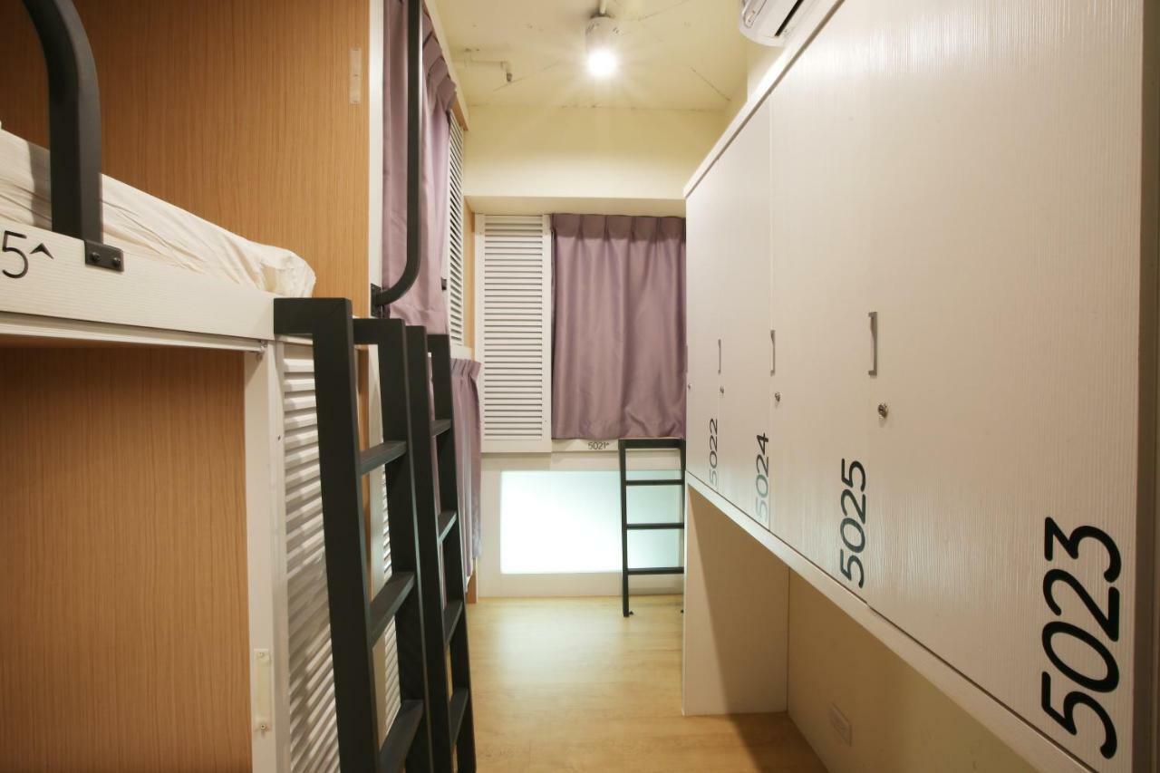 Loosha Hostel Taichung Buitenkant foto