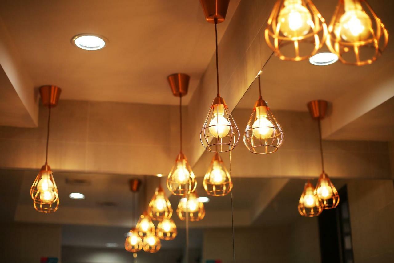 Loosha Hostel Taichung Buitenkant foto
