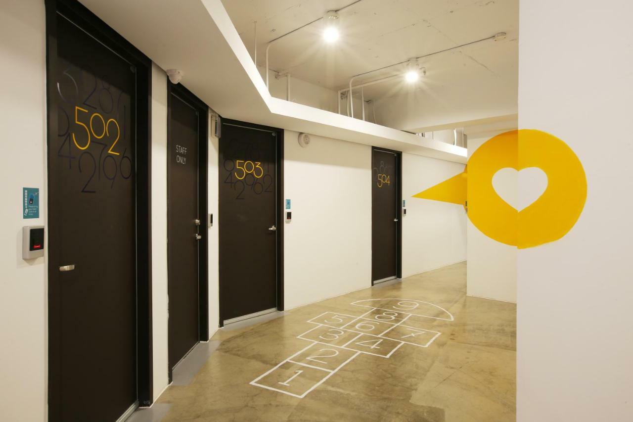 Loosha Hostel Taichung Buitenkant foto
